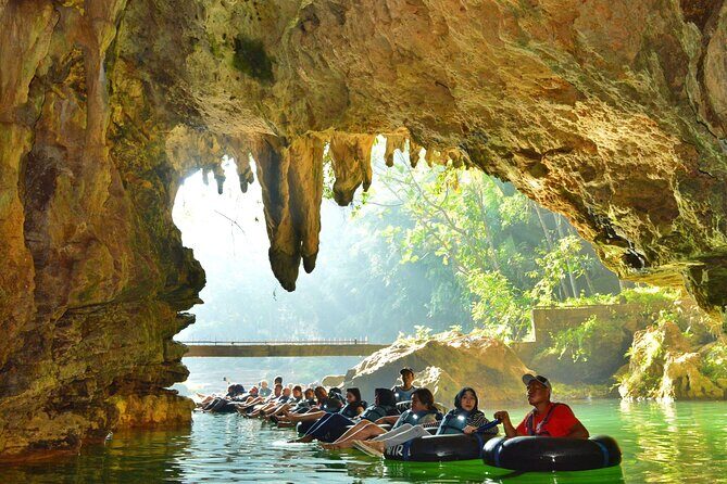 1 day Yogyakarta Tour Jomblang cave and Pindul Cave tubing - Lunch and downtime: fueling a long 8 to 10 hour day