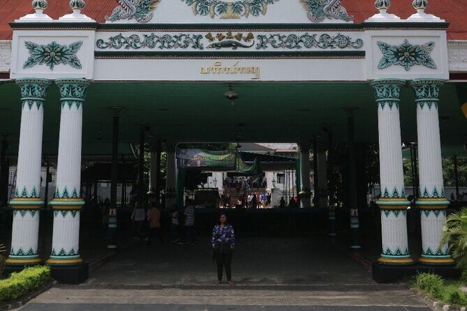 2-Day Java Tour from Bali Including Yogyakarta and Borobudur Temple - Should you book this 2-day Yogyakarta tour from Bali?