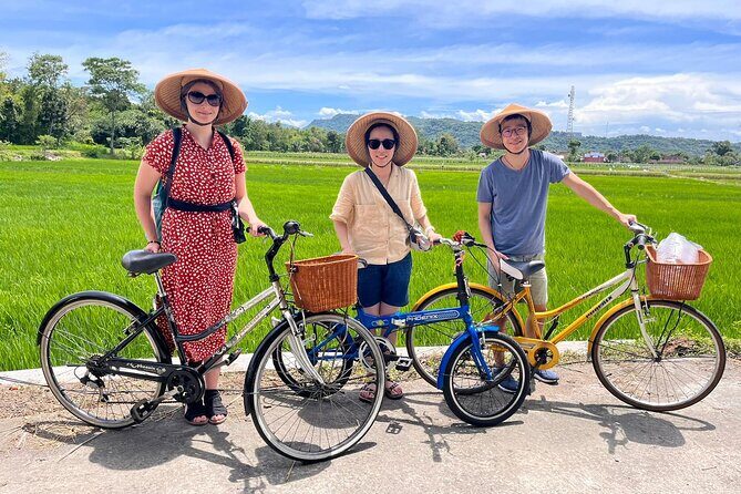 Authentic Yogya Bicycle Tour - Stingless beekeeping and honey tasting: small scale, big flavor