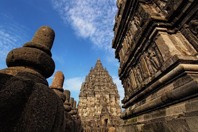 Borobudur Climb To The Top, Prambanan Temple, Yogyakarta Palace - Borobudur: the big UNESCO climb and what to focus on