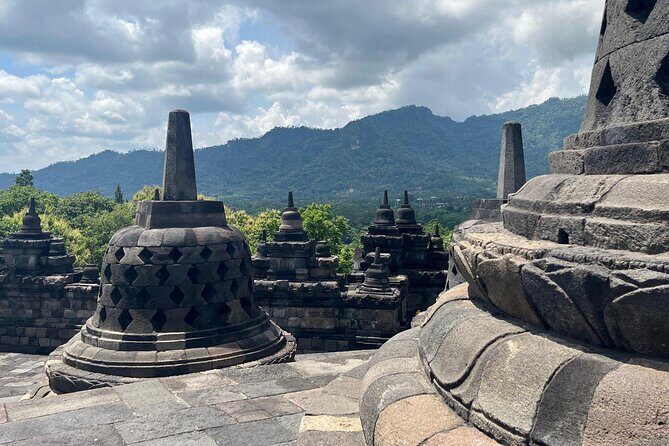 Borobudur Climb up, Merapi, Prambanan All Inclusive Private Tour - Stop 3: Prambanan Temple Complex and How the Order Works