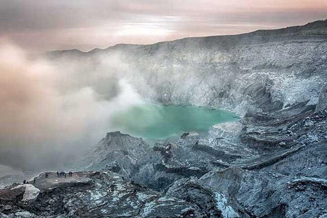Borobudur & Prambanan in Yogyakarta, train to Malang, hike Bromo & Ijen // 4D3N - Bromo at sunset and then Bromo at sunrise