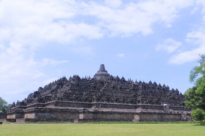 Borobudur & Prambanan Private Tour with Climb-Up Access Included - Summit time: how to enjoy it without rushing