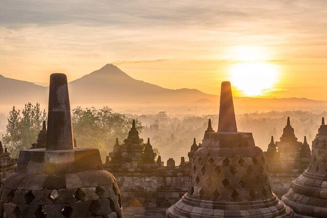 Borobudur Sunrise And Prambanan Temples Tour (PRIVATE TOUR) - The 3:30 AM pickup and how to survive it