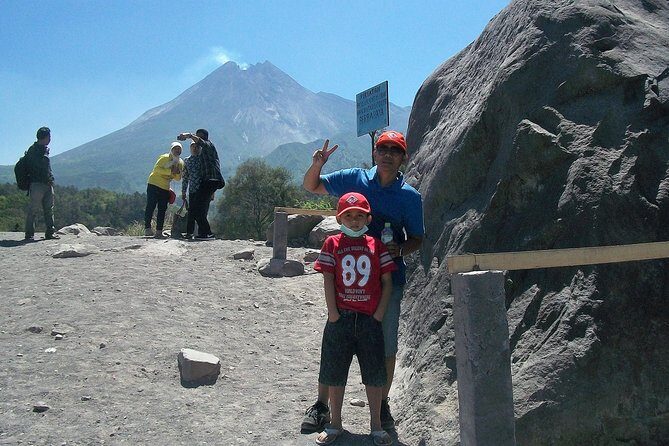 Borobudur Sunrise and Temples Tour from Yogyakarta - Mt. Merapi Foot by Jeep: Photo Stops and Getting Ready for the Ride