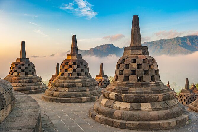 Borobudur Sunrise Tour at the Temple - Private pickup and drivers: logistics that keep your brain free