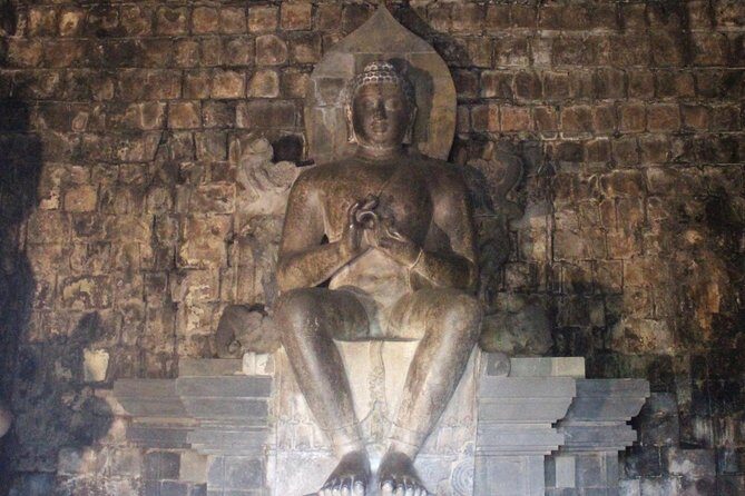 Borobudur Temple Climb To The Top & Prambanan Temple - 1 day tour - The Real Secret Sauce: The Guide and Your Photo Spots