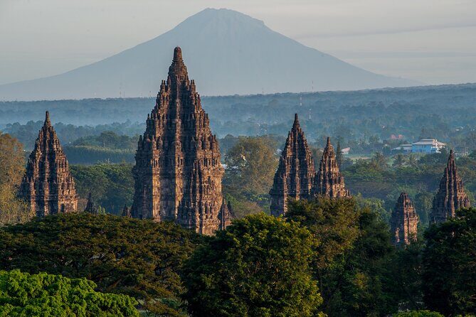 Borobudur(climb up), Merapi Volcano and Prambanan Temple Tour - The private tour experience: drivers matter more than you think