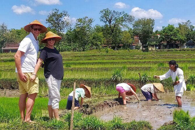 Cycling Tour in Yogyakarta with Lunch 3-Hour - Hotel pickup, bikes, and the 4-hour flow