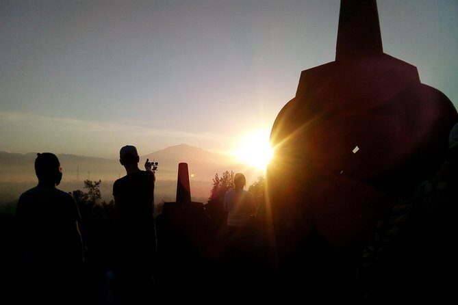 Hill's Sunrise and Temples Tour from Yogyakarta - VIP Borobudur Entry: What You Gain Beyond a Ticket