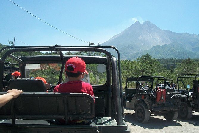 Hill's Sunrise and Temples Tour from Yogyakarta - Pawon and Mendut: Small Stops That Make the Day Feel Balanced