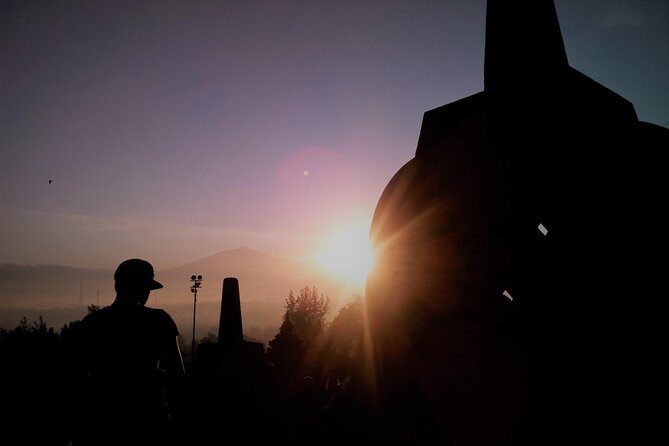 Hill's Sunrise and Temples Tour from Yogyakarta - The Optional Local Market Moment: A Quick Taste of Everyday Yogyakarta