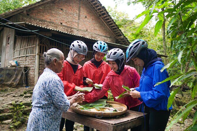 Menoreh Village Cycling - Nanggulan Village Cycling: why this ride feels more local than a tour bus day
