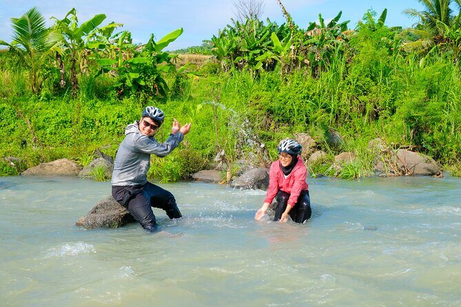 Menoreh Village Cycling - Food and drinks: why the included snacks matter more than you’d expect