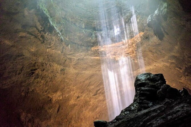 Mount Merapi Sunrise , Jomblang cave and Pindul Cave Tour - Jomblang Cave descent: the 60m light-show and the tunnel walk