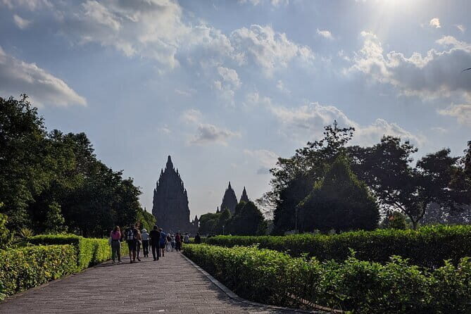 Private Borobudur Heritage Tour – Merapi Jeep & Prambanan Temple - Stop 2: Borobudur Temple, Where Timing and Tickets Shape the Visit
