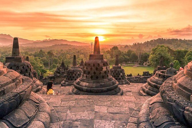 Punthuk Setumbu Sunrise, Borobudur Temple & Merapi Lava Tours - Key things that make this tour work