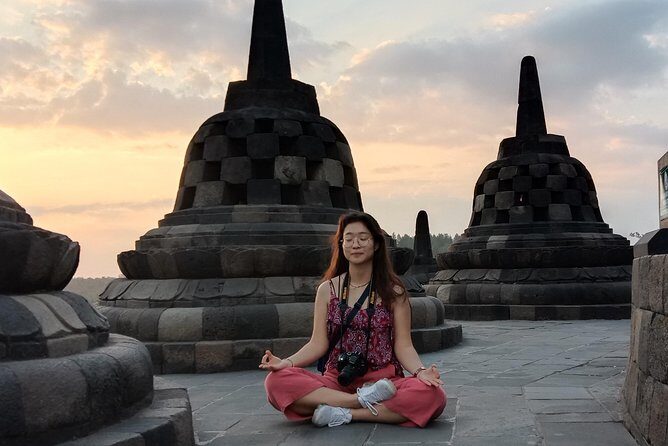 Rent car with speaking English driver in Yogyakarta - Key highlights at a glance