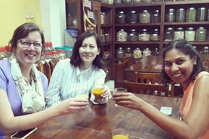 Small-Group Walking and Food Tour by Night in Yogyakarta - 6:30 Start at Tugu Jogja, Then Into Malioboro on Foot
