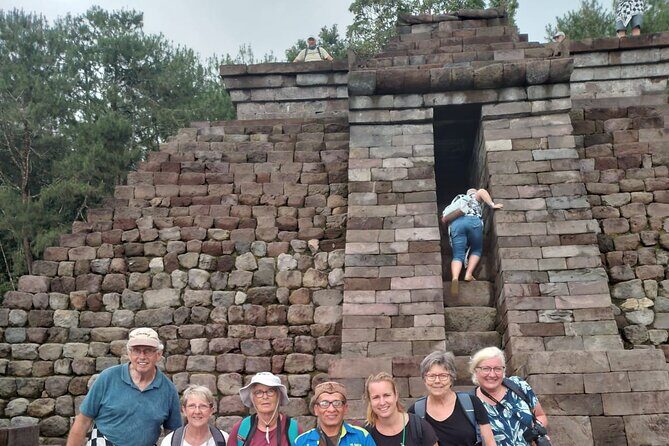 Sukuh and Cetho Temple Tour from Yogyakarta - Cetho Temple: the king’s enlightenment legend and time to appreciate views
