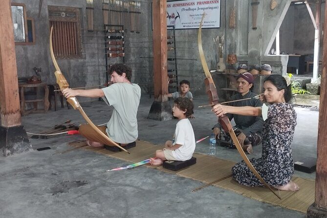 Traditional Javanese Archery Class - What about the environment and weather?
