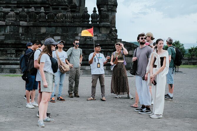 Yogyakarta Borobudur Climb Up And Prambanan Temples Sharing Tour - Prambanan Temples: skip the lines, then follow the stories
