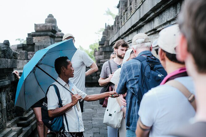 Yogyakarta Borobudur Climb Up And Prambanan Temples Sharing Tour - Lunch and energy: the one gap you should plan for
