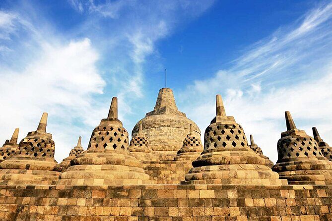 Yogyakarta: Borobudur Climb-up & Prambanan Day Trip All Inclusive - Prambanan Temples: Trimurti Scale and the Hindu Layout