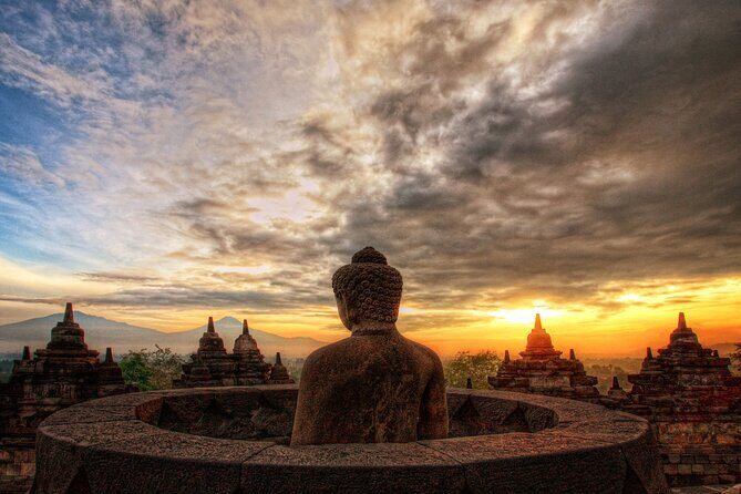 Yogyakarta: Borobudur Sunset Shared Guided Tour - Comfort, timing, and photos: how to get the best out of sunset