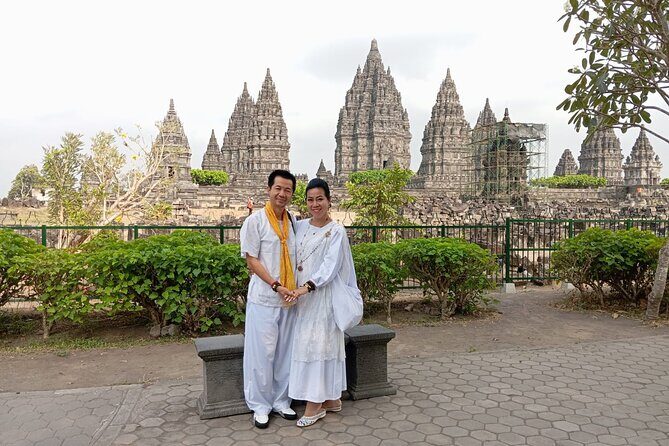 Yogyakarta Car Rental with Driver for Daily and Multi-Day Tours - Private Driver in Yogyakarta: How It Changes the Day