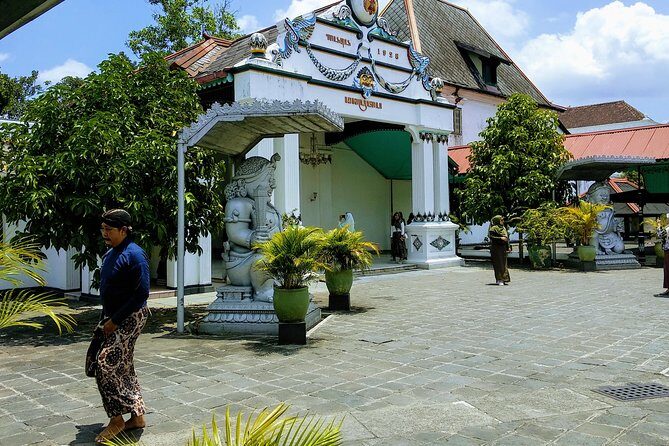 Yogyakarta City tour and Ijo Temple Sunset - Getting Around: Private Pickup and a 10–12 Hour Schedule