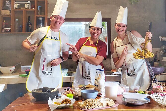 Yogyakarta Cooking Class and Market Tour - The market tour: buying spices like you know what to ask