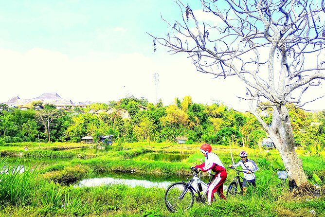 Yogyakarta Cycling Tour Around the Villages and Fish Farm - Key highlights worth your time
