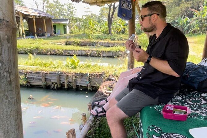 Yogyakarta Cycling Tour Around the Villages and Fish Farm - Sendang Sombomerti Fish Farm: Bare-Hand Fish Therapy and Lunch