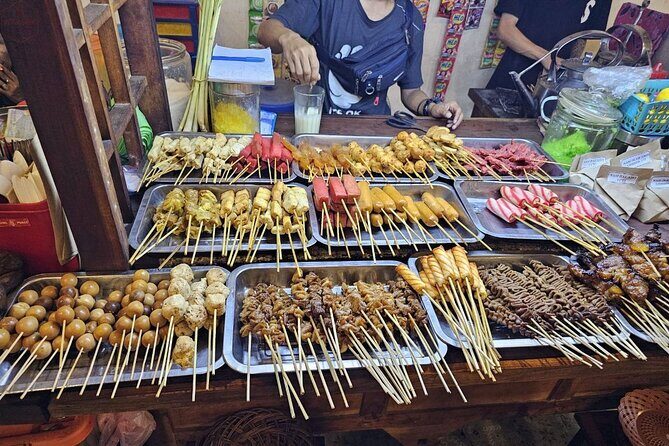 Yogyakarta Historical and Food Tour - Alun Alun Selatan and the pedal-car finish: photos, night rides, and food to wrap